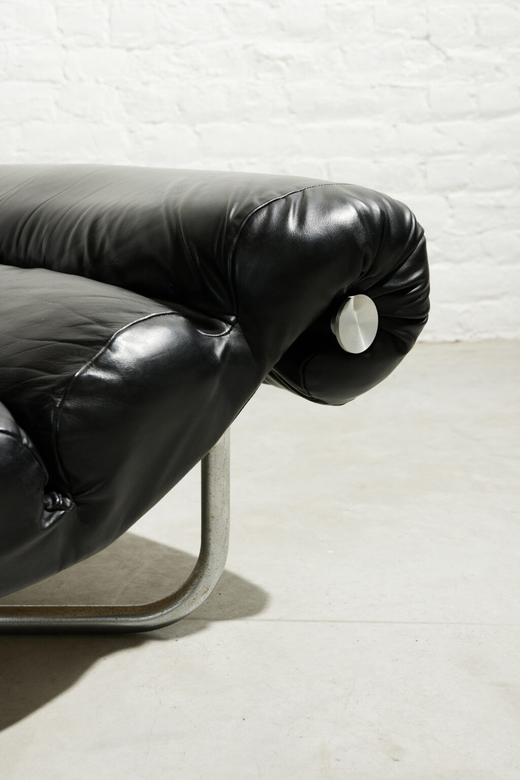 Pair of "Glasgow" lounge chairs by Georges van Rijk