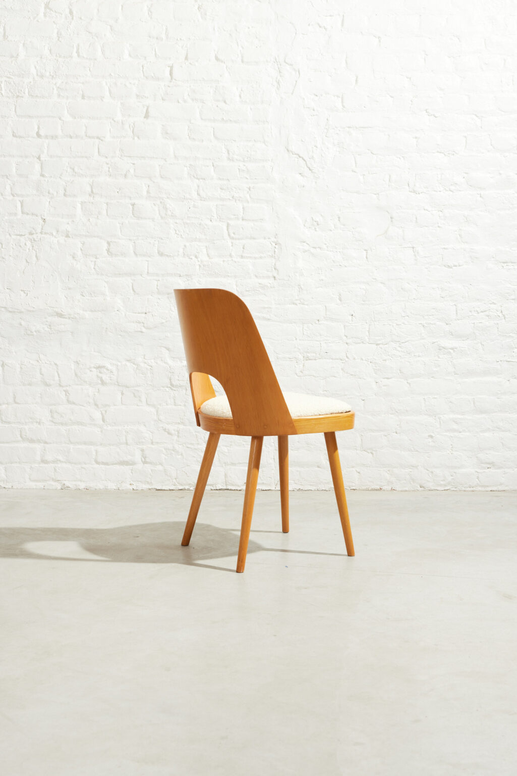 Set of 8 "No. 515" dining chairs by Oswald Haerdtl