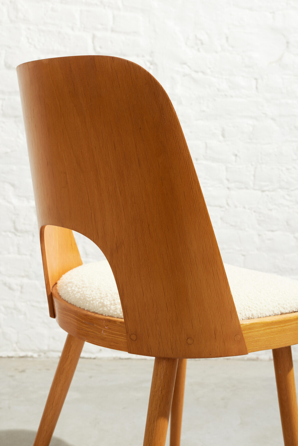 Set of 8 "No. 515" dining chairs by Oswald Haerdtl