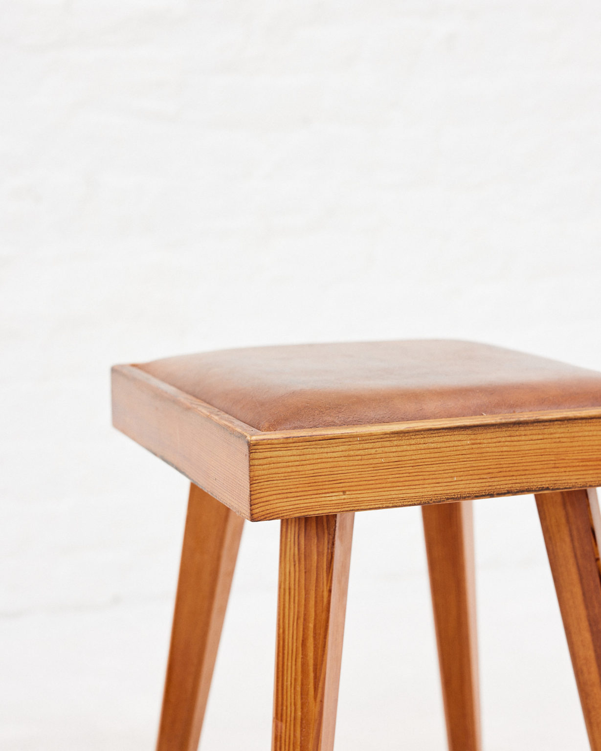 Pierre Chapo style pair of stools