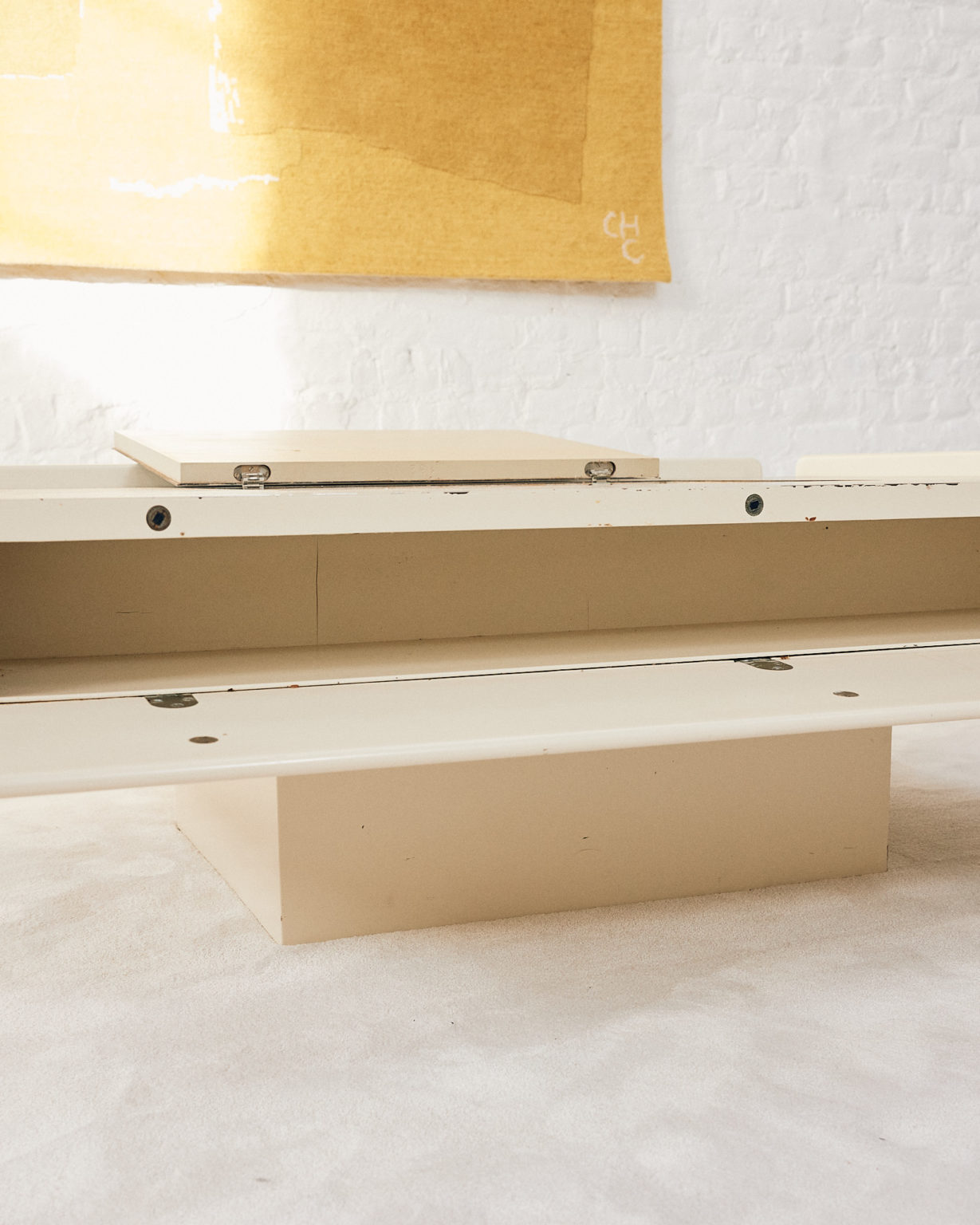 Caori Coffee Table by Magistretti Vico